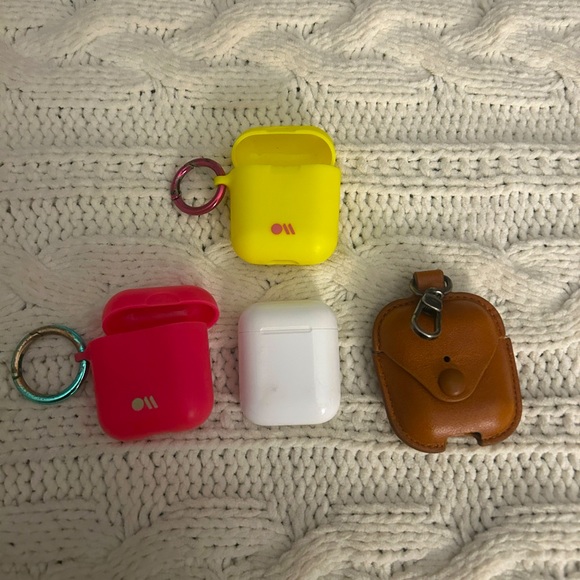 Apple Other - 1st generation airpods